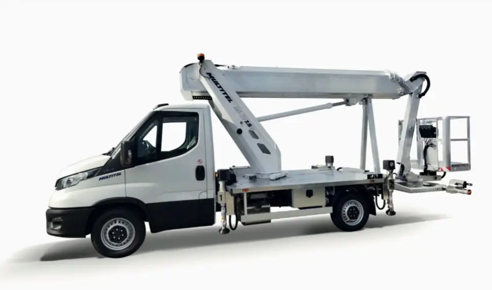 Multitel MJE250, 25 m LKW-Teleskopbühne mit Korbarm