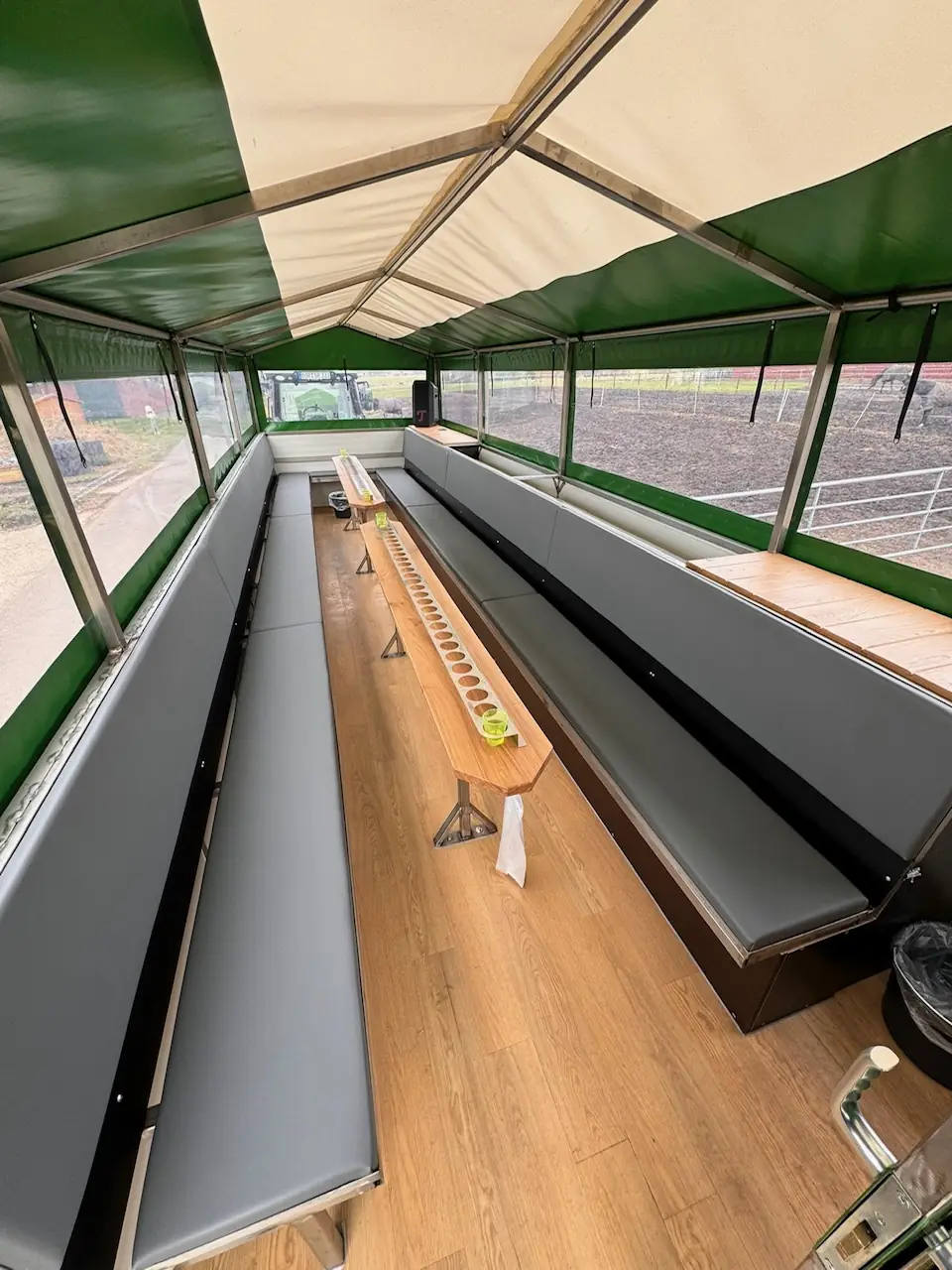 Planwagen 34 Personen, Foto 12
